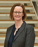 Portrait photo of Prof Dr Claudia Kiessling