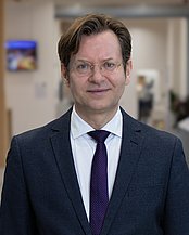 Portrait photo of Univ.-Prof Dr Heiko Kleve