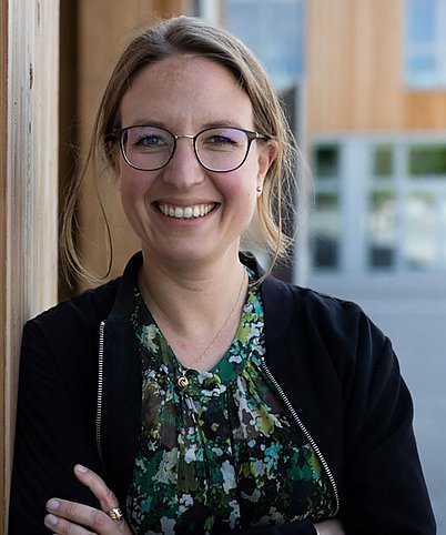 Portraitfoto von Nele Kemmerich an der UW/H