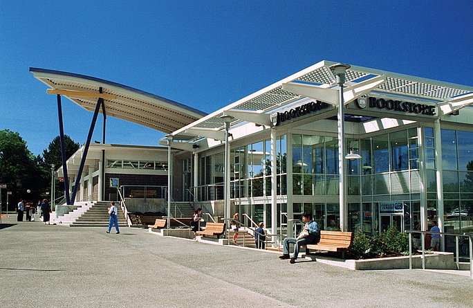 Das Gebäude der Bibliothek der University of Victoria/Kanada.