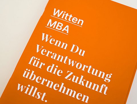 Broschüre MBA studieren am Professional Campus der UW/H