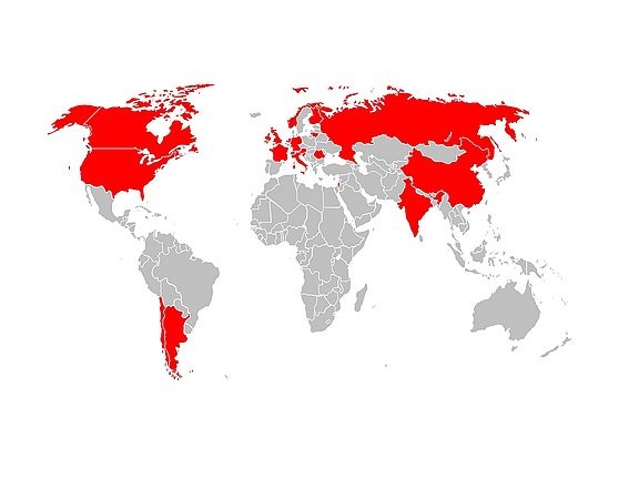 Grafik einer Weltkarte, auf der die teilnehmenden Länder rot markiert sind