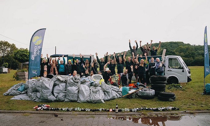 Studierende der UW/H unterstützen die Aktion RuhrCleanUp